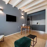 Il Vicolo Cortiletto * غارْدا