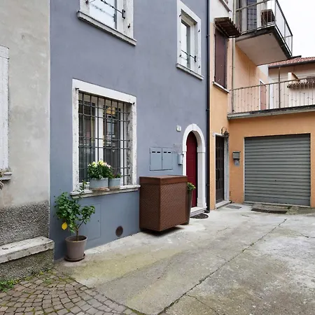 Il Vicolo Cortiletto بيت للعطل